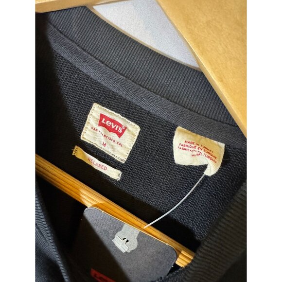 Levis Men's Team Spirits Black Sweatshirt Relaxed Fit Cotton, Size M, NWT - Picture 3 of 5